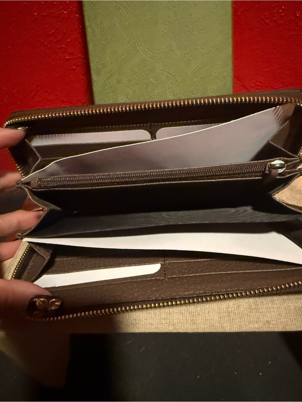 Gucci GG Supreme Continental Wallet with Green/Red Web and Brown Trim - Picture 3 of 7